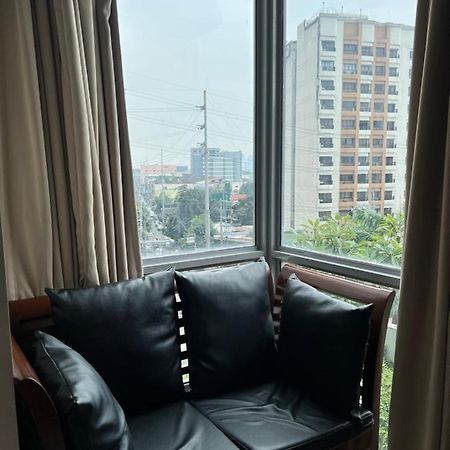 Manhattan Heights Tower D Aparthotel Manila Exterior photo